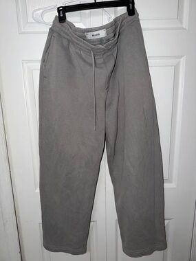 Hollister Men's Light Gray Drawstring Joggers